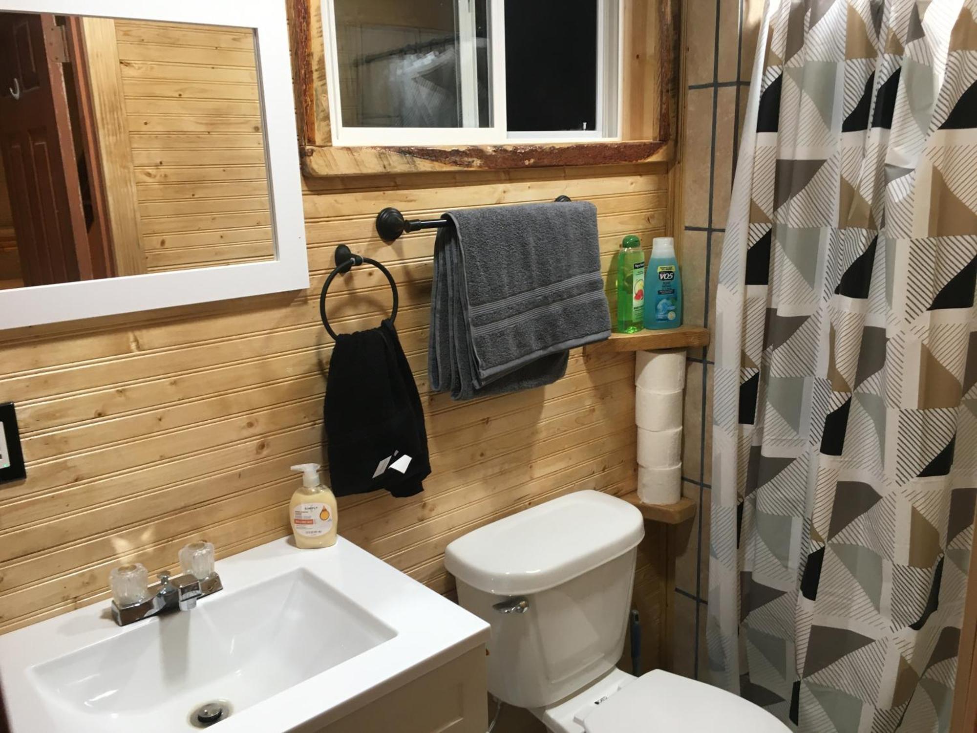 New Cabin 1 Car Rental Available Custer Εξωτερικό φωτογραφία